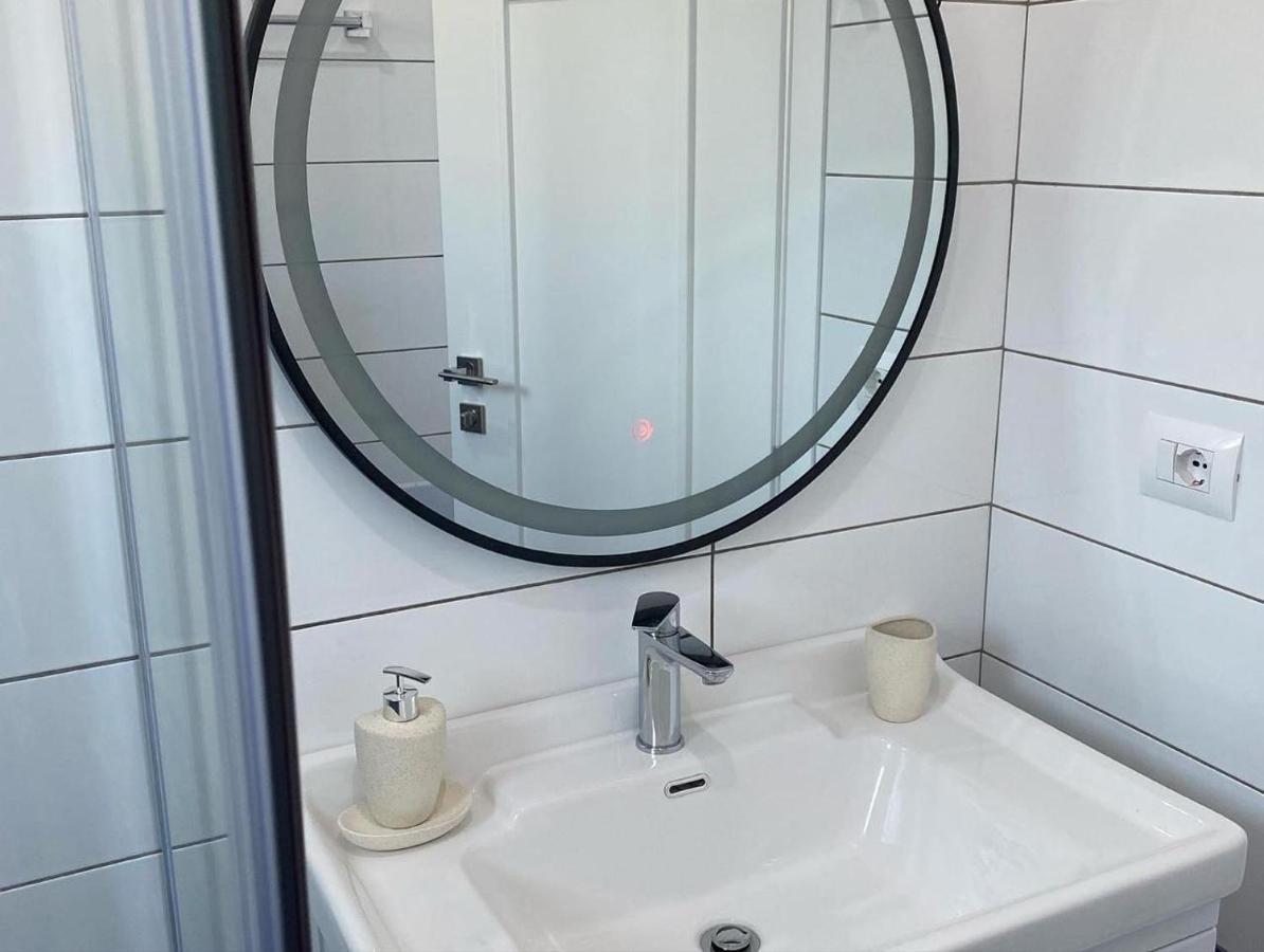 Apartment Violeta Yellow 1 Bedroom *